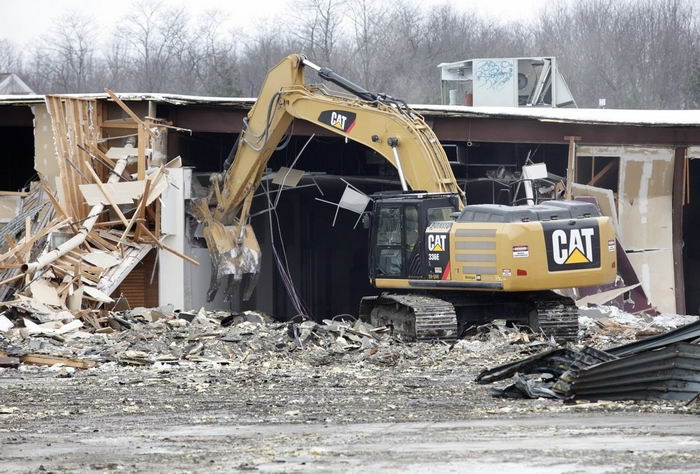 East Towne Mall (Gull Crossing, East Town Mall) - Demolition Photos From Mlive (newer photo)